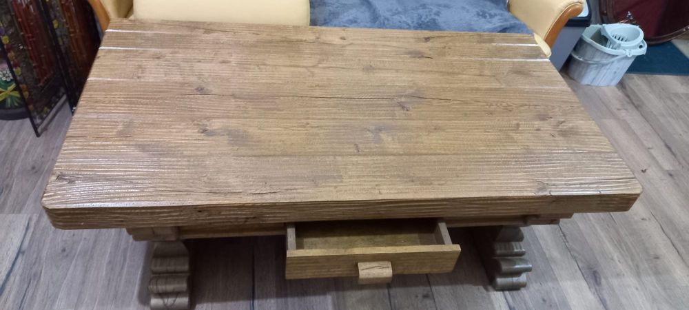 Măsuță  de cafea  lemn masiv