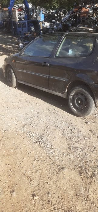 Folcvagen-Polo на части1.0 (50 кс/фолцваген.поло.1000-кубика на части