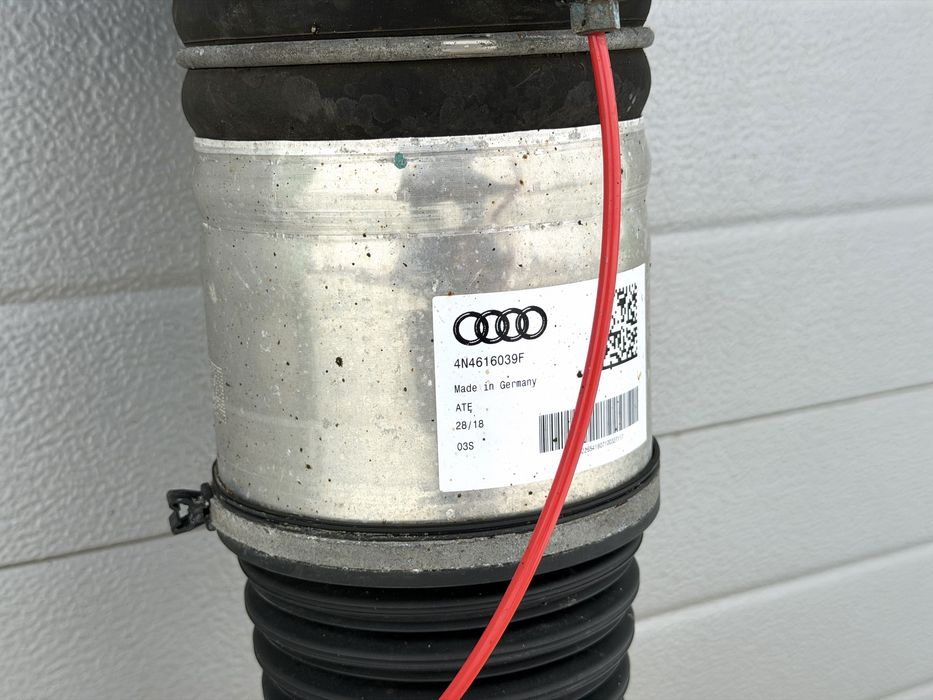Предна възглавница Преден амортисьор AUDI A8 S8 D5 4N 4N4616039F