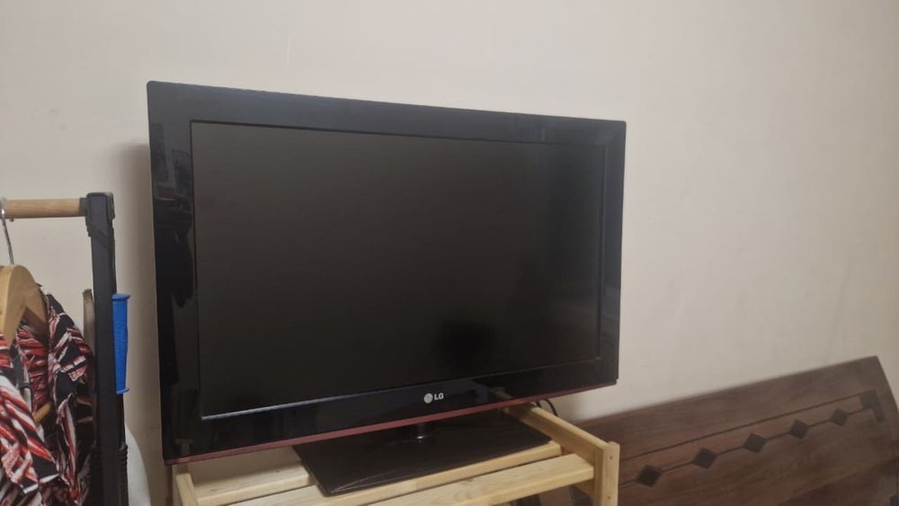 Телевизор LG, 32 дюйма