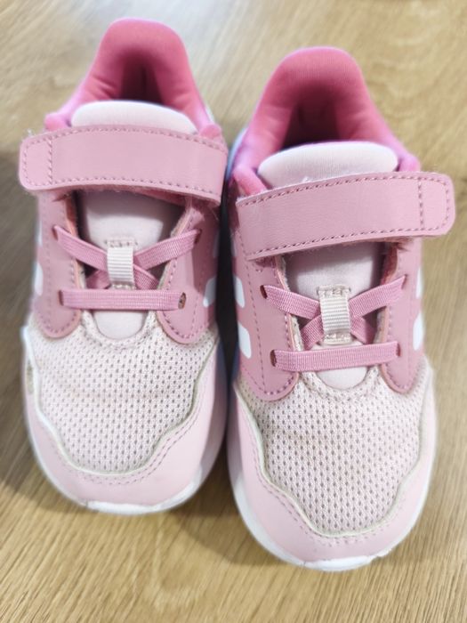 Маротонки за момиче Adidas 2бр.-26 номер.