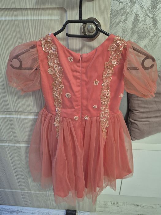 rochita fetita cu paiete