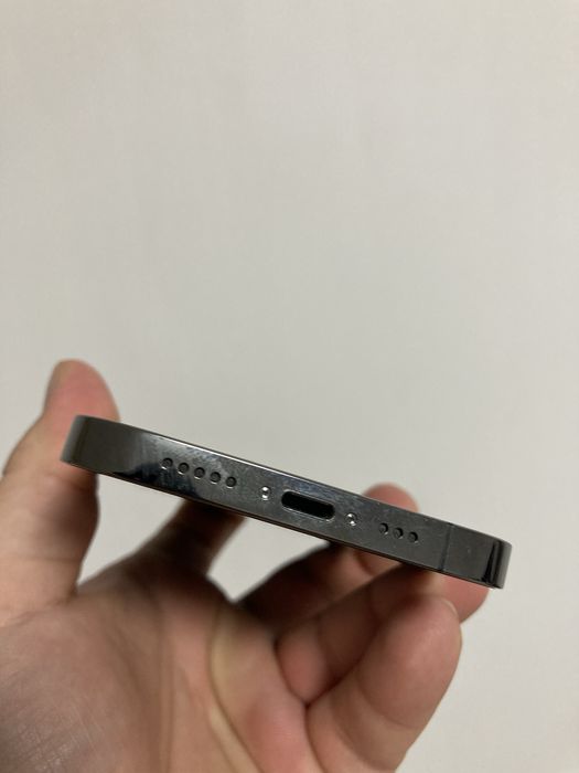 Iphone 12 pro / 256Gb в идеале.