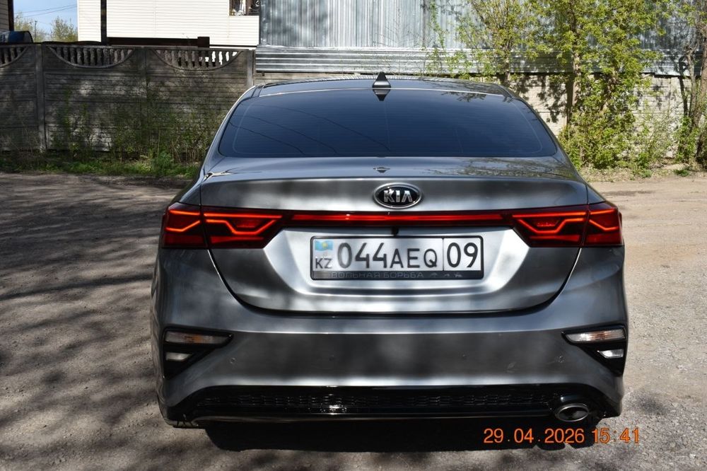 KIA CERATO 2018 год