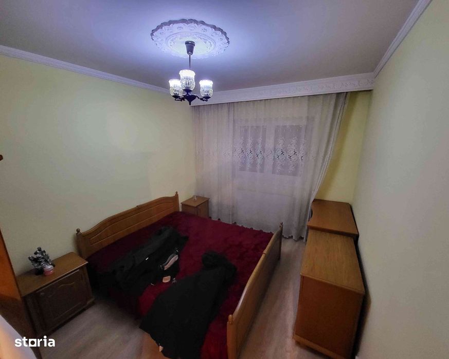 Apartament 3 camere decomandate Bistrița Lac bloc 1982