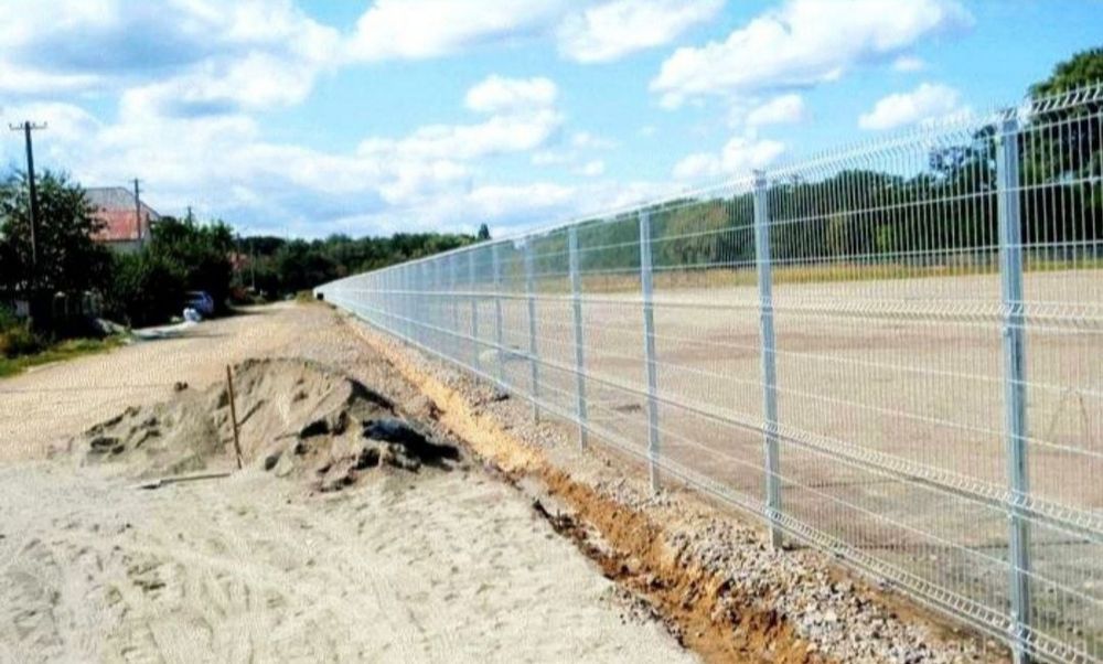 Construim garduri la comanda clientului