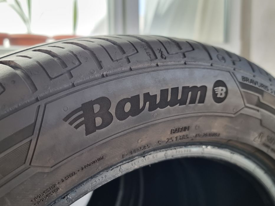 215/55/17 Barum 4Броя: 100€ 5.5мм 2021година