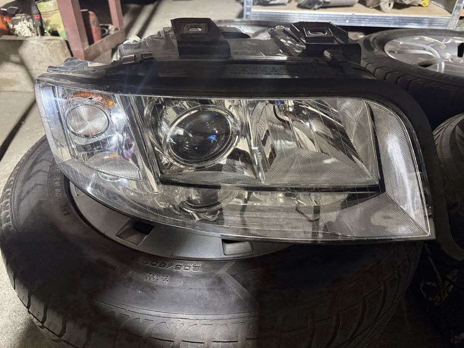 Ляв Фар за Audi A6 C5 facelift xenon Ауди А6 фейс