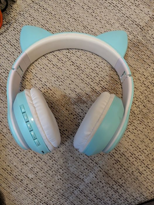 Casti CAT on ear bluetooth