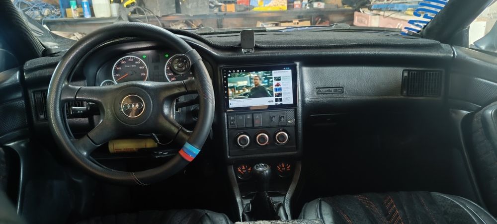 Продам Ауди 80 б4 2литра инжектор