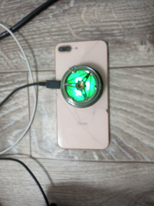 Telefon iphone 8 plus 256gb 100% usiliniy quyigan pubgga 60 fps