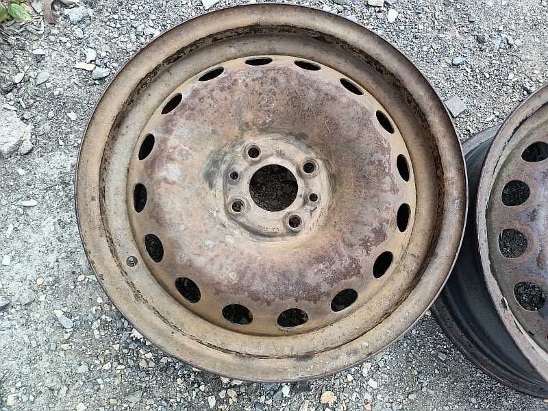 Продам металлические диски на автомашину Fiat