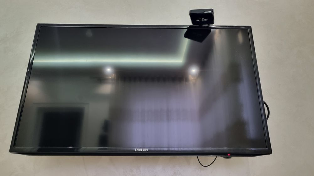 Samsung tv sotiladi