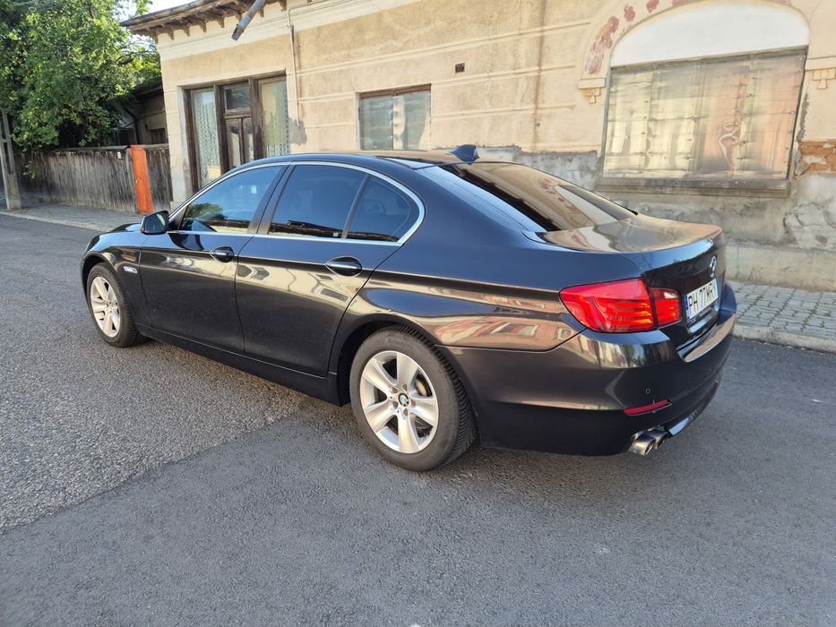 BMW 5 Series 2012 — imagine 4