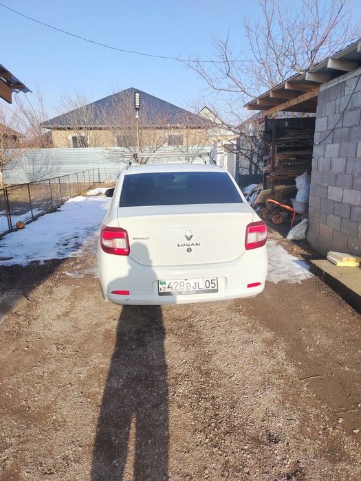 Продам Рено Логан-2