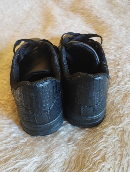 Кожени  дамски обувки