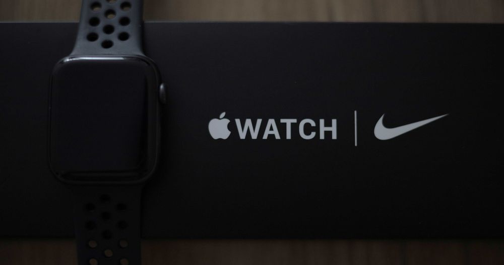 Смарт-часы Apple Watch Nike SE 44 мм