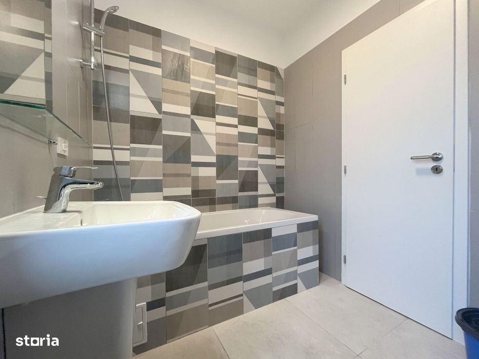 Apartament 3 camere- Central, 69mp