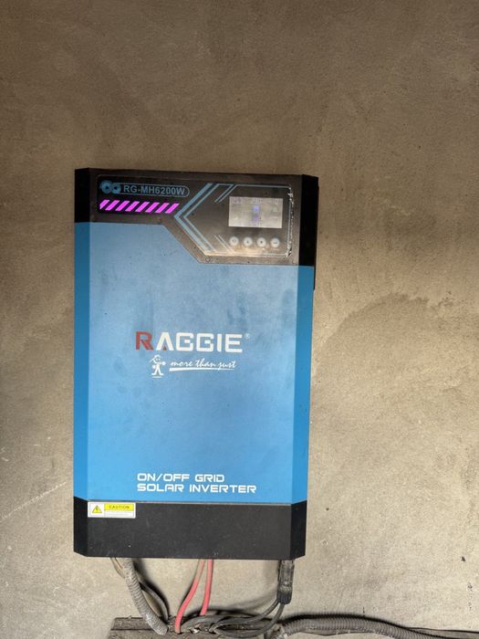 Quyosh panel sotiladi