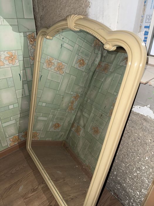 Продам спальный гарнитур срочно