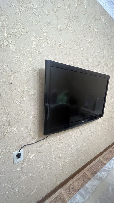 Телевизор LG хорошым состоянии