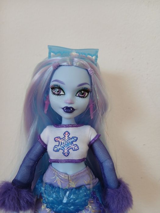 Кукла Monster high Abbey Bominable