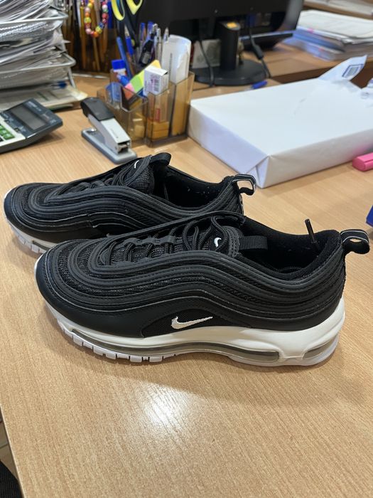 Маратонки Nike найк