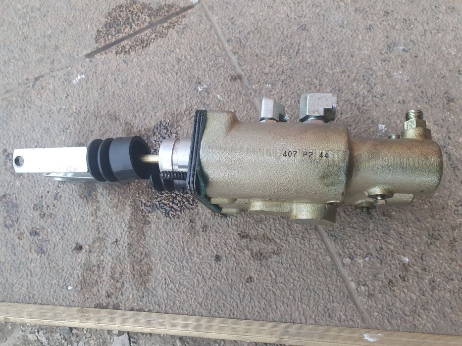 Pompa frână caterpillar