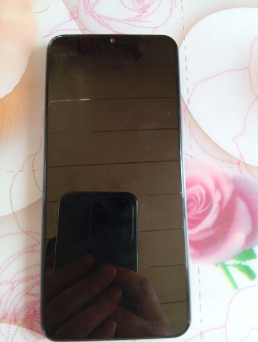 Срочно продам телефон Vivo