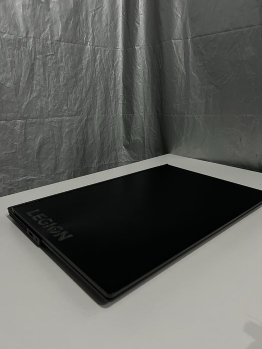 Ноутбук Lenovo legion