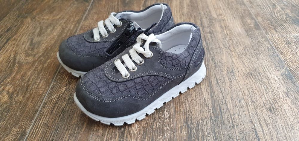 Кроссовки детские для мальчика