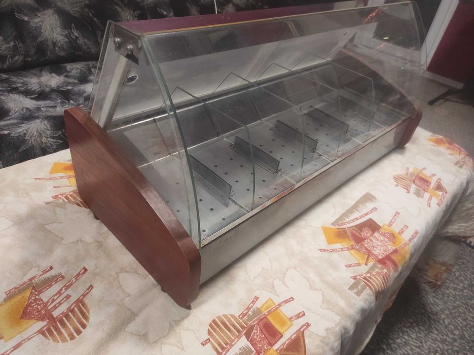 Топла витрина за ядки