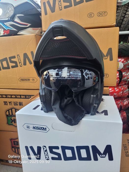 Shlem-kaska razmer:XL sfat:100%