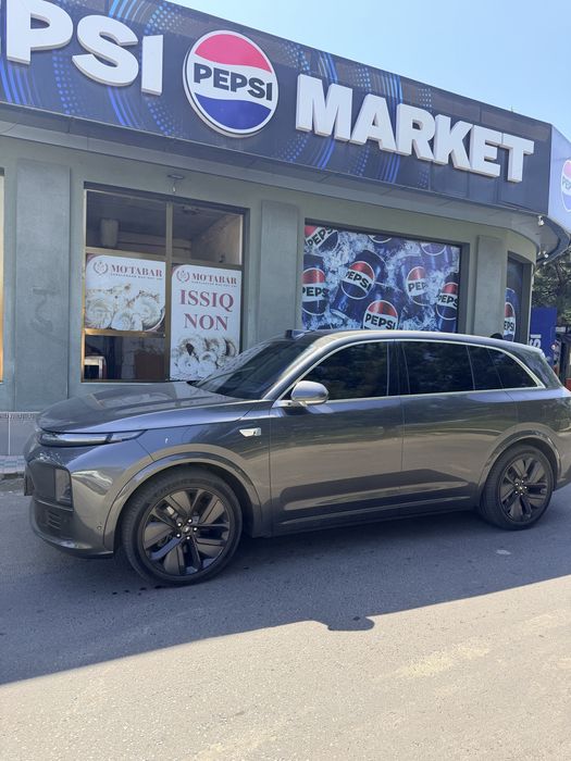 Lixiang L7 2024 — 2