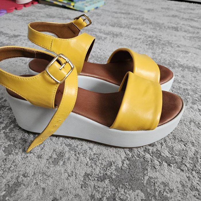 Sandale dama cu platforma 37