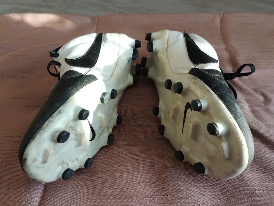 Nike Tiempo Genio Fg