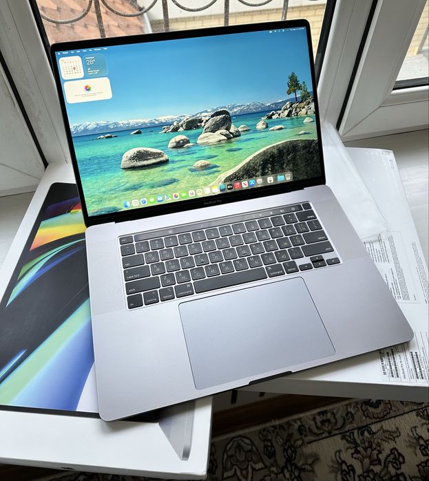 MacBook Pro 16-inch i7 16/512GB 90Цикл