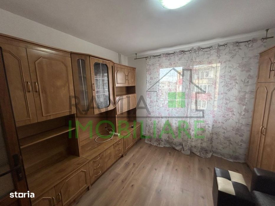 Garsoniera de inchiriat zona Tractorul