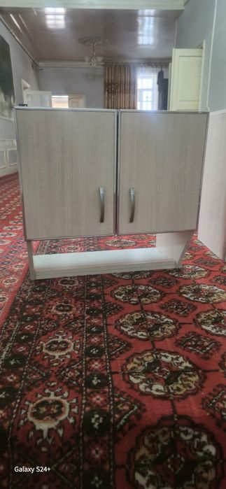 Quxinniy mebel raqavinaСостояние: Б/у