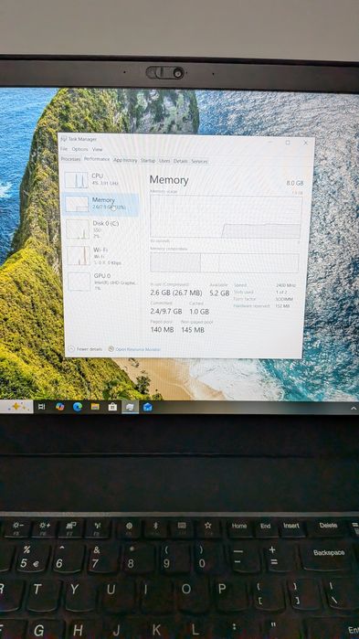 Thinkpad T580 i7 8650u 8gb RAM ssd nvme 256