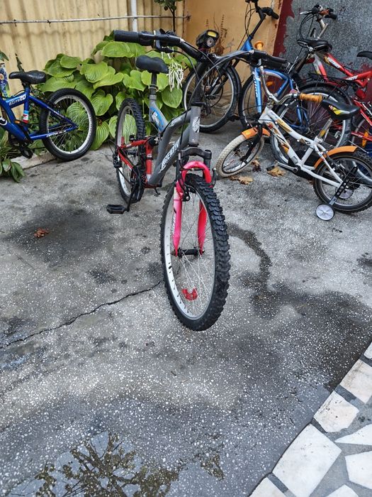 Bicicletă pentru copii