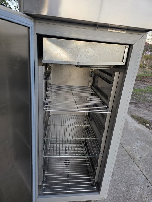 Хладилник 60/40 см.