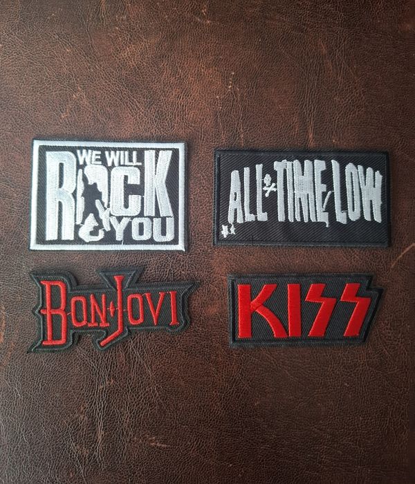 Нашивки на рок и метъл групи