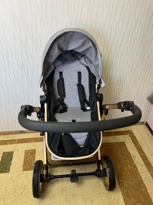Продам детскую коляску