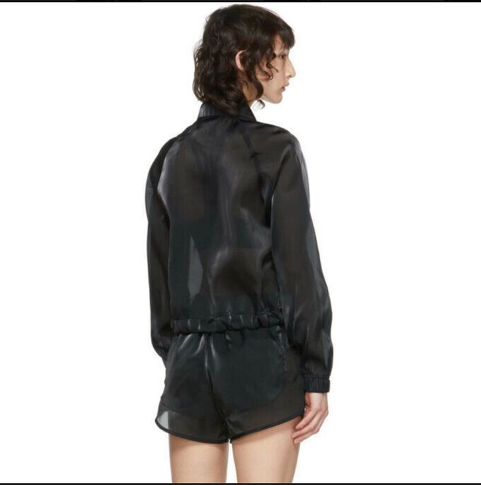 Яке ново NIKE  размер S размер