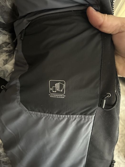 Geaca hugo boss parka