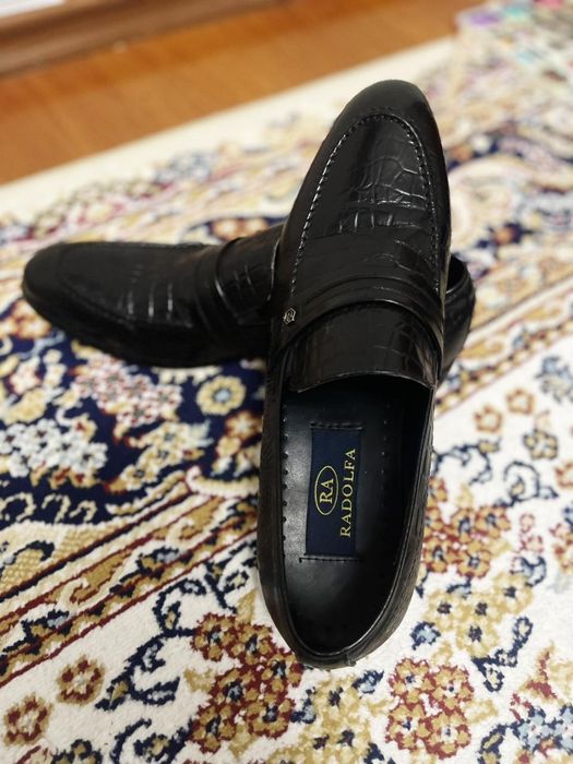 Срочно продам туфли