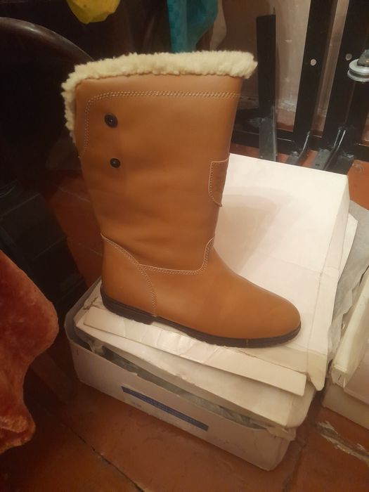 Сапоги коженые женские