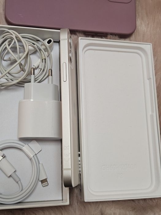 Iphone 12, 64GB culoare alba  stare bună