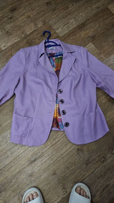 Продам женский пиджак